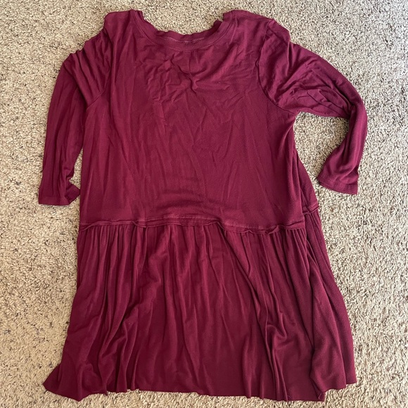 Ruffle hem tunic top - Picture 1 of 2